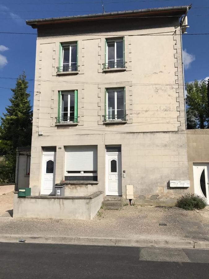 Appartement Cosy A Quelques Minutes Du Centre Châlons-en-Champagne Exterior foto